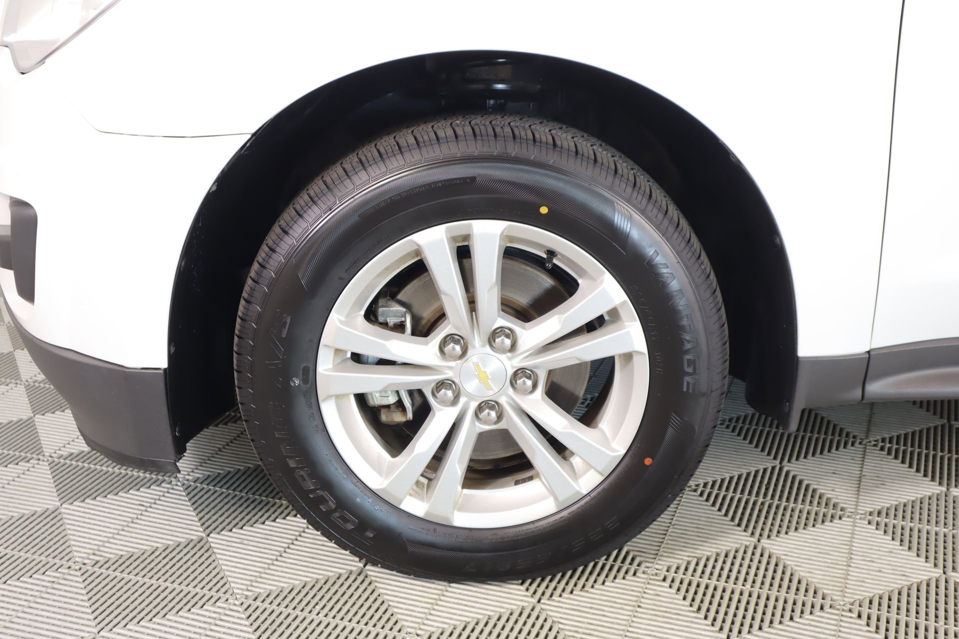 Used 2013 Chevrolet Equinox LT w/ Driver Convenience Package image 16