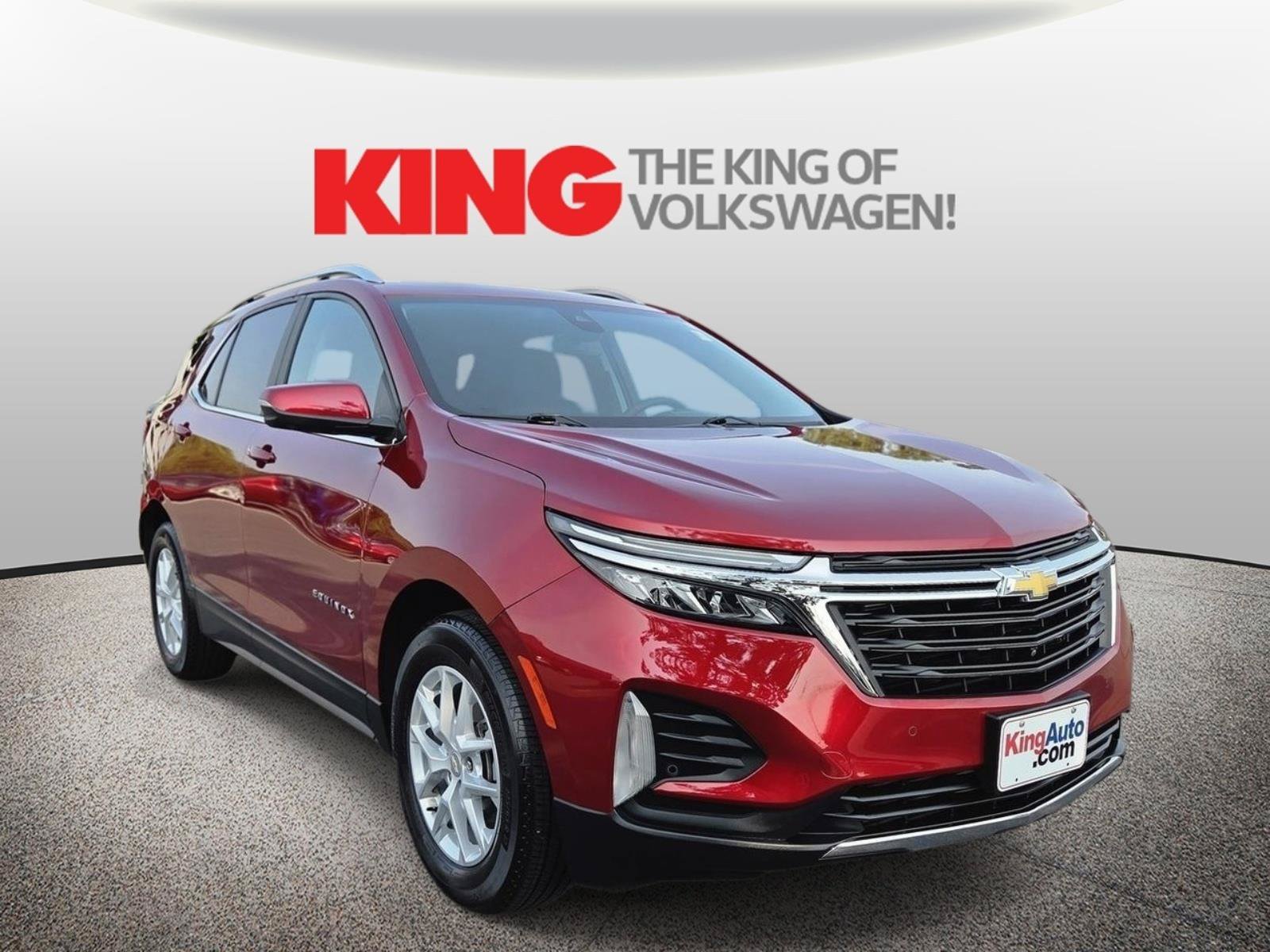 Used 2023 Chevrolet Equinox LT FWD image 1
