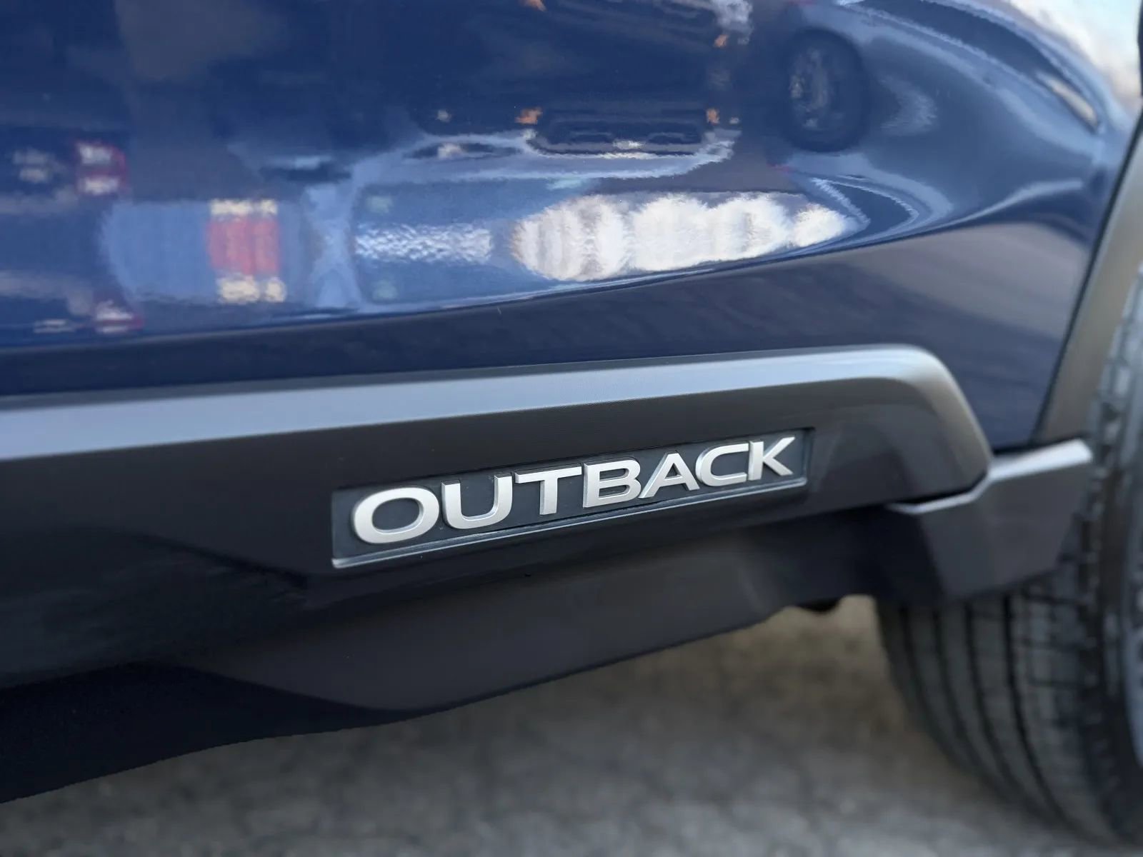 Used 2025 Subaru Outback Premium AWD/4WD image 33
