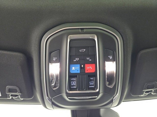 New 2025 Jeep Grand Cherokee 4WD image 27