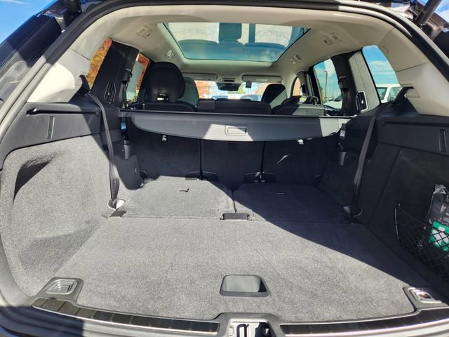 New 2025 Volvo EX90 Plus w/ Protection Package Premier AWD/4WD image 15