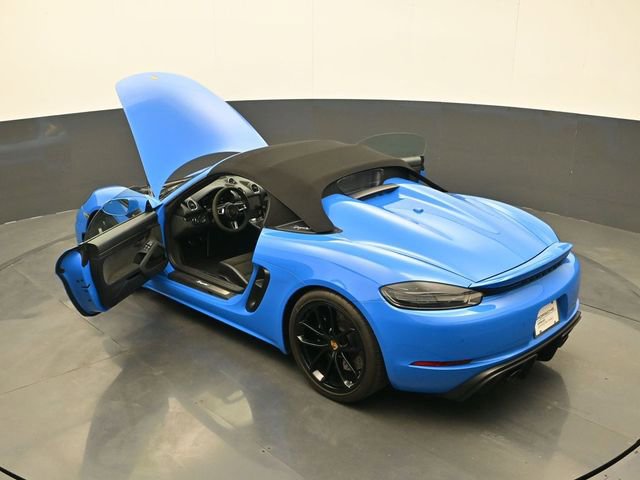 Certified 2023 Porsche 718 Boxster Spyder RWD image 24