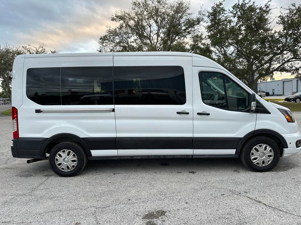 Used 2025 Ford Transit 350 XLT image 5