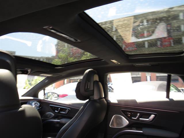 Certified 2023 Mercedes-Benz EQS 580 4MATIC Sedan image 20