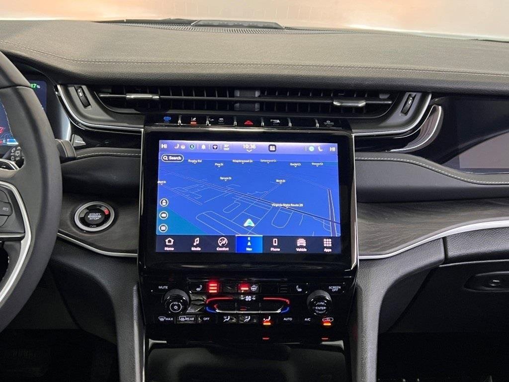 Used 2024 Jeep Grand Cherokee Limited 4xe image 19