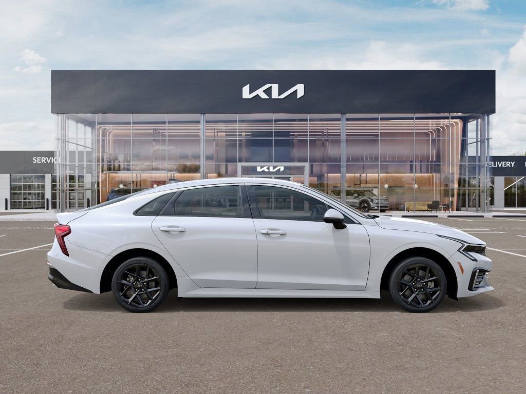New 2026 Kia K5 LXS image 4