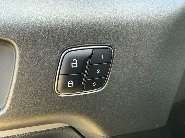 Used 2025 Ford Bronco Sport Badlands image 18