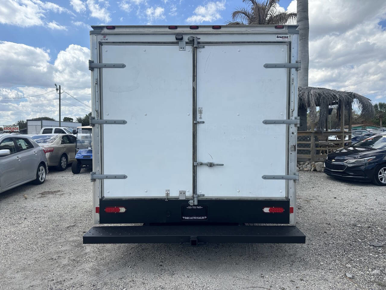 Used 2016 Chevrolet Express 4500 w/ Chrome Appearance Package RWD image 2