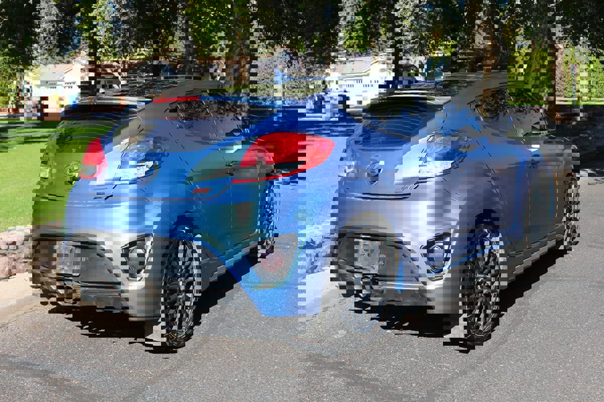 Used 2016 Hyundai Veloster Rally Edition image 6