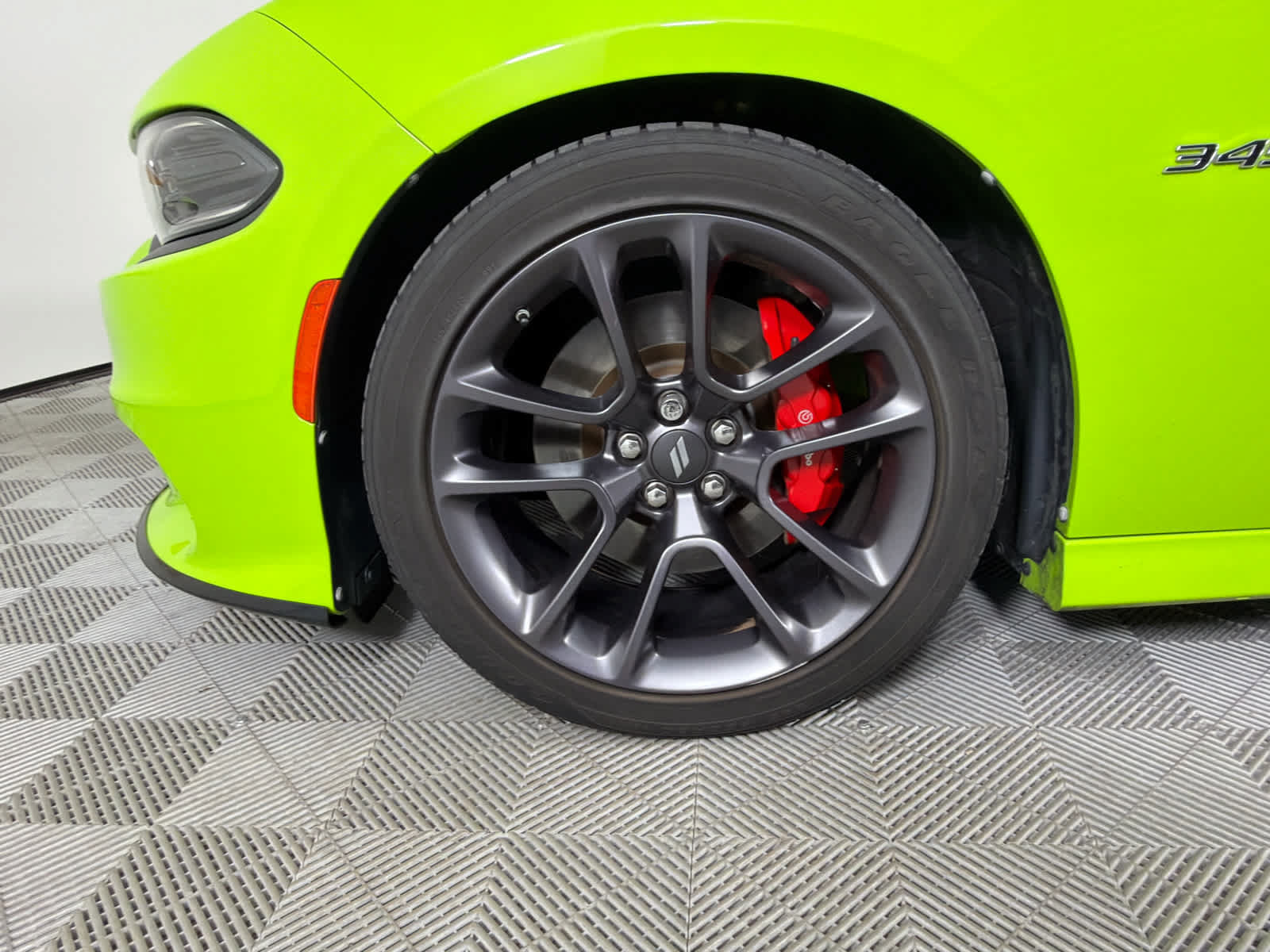 Used 2023 Dodge Charger R/T w/ Plus Group RWD image 10