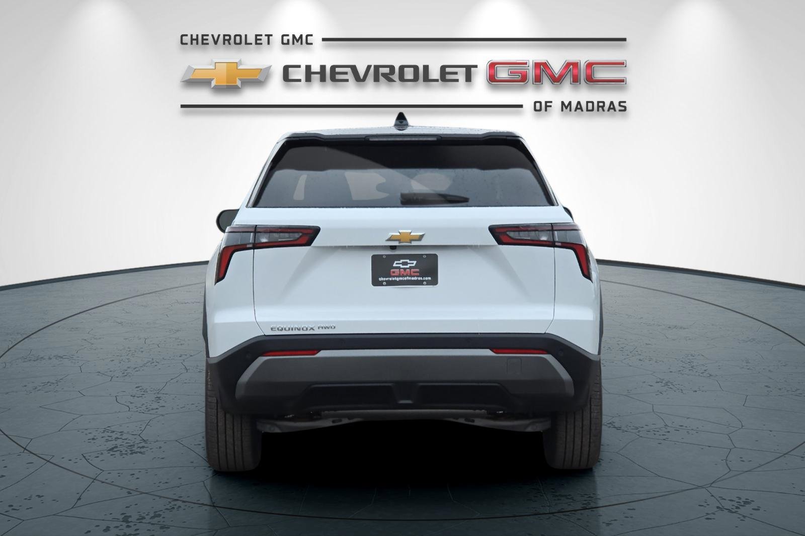 New 2026 Chevrolet Equinox LT w/ Convenience Package II image 4