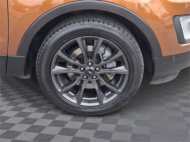 Used 2017 Ford Explorer XLT w/ Equipment Group 202A image 8