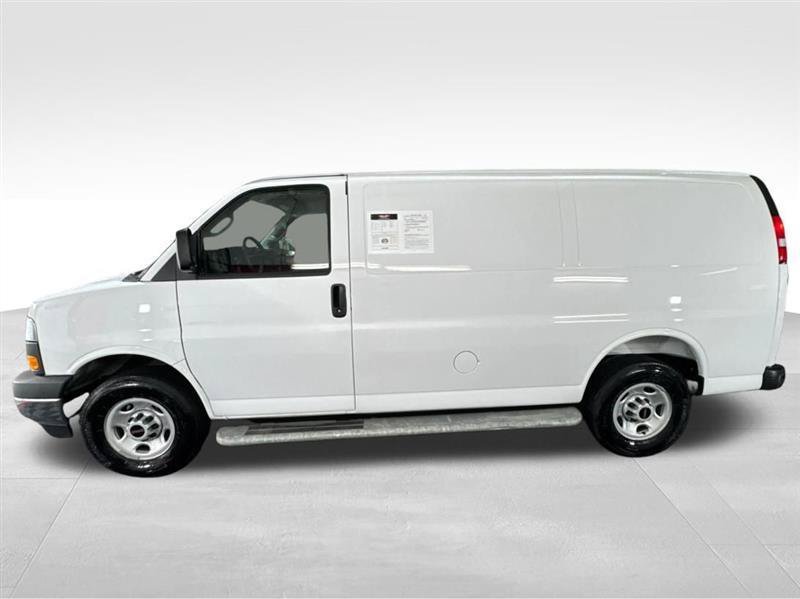 Used 2025 GMC Savana 2500 w/ Driver Convenience Package RWD image 8