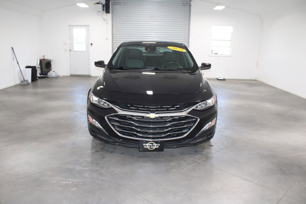 Used 2023 Chevrolet Malibu LT image 3