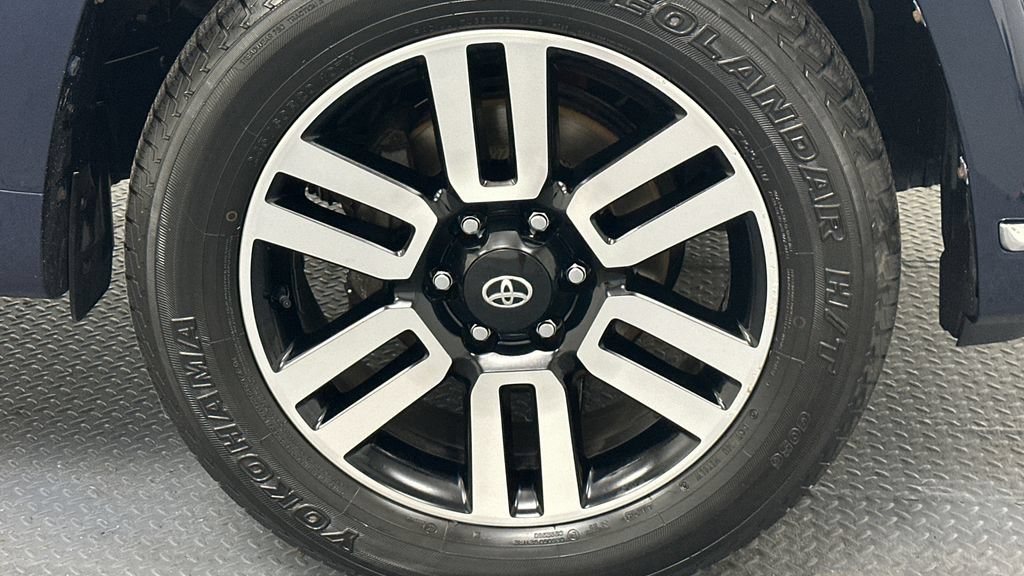 Certified 2022 Toyota 4Runner Limited AWD/4WD image 21