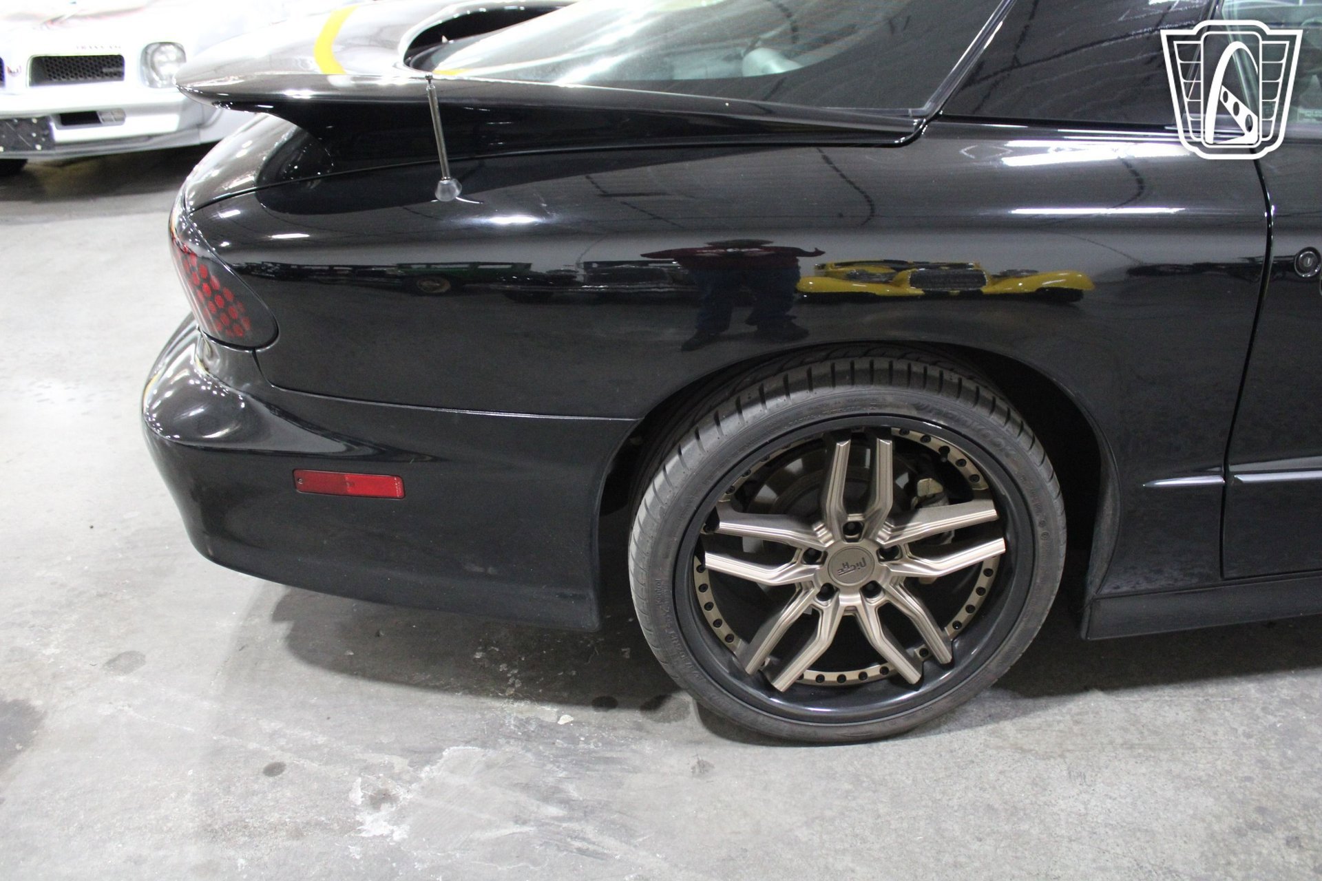 Used 1999 Pontiac Firebird Formula RWD image 32