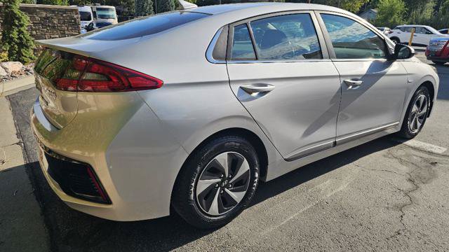 Used 2017 Hyundai Ioniq SEL FWD image 5