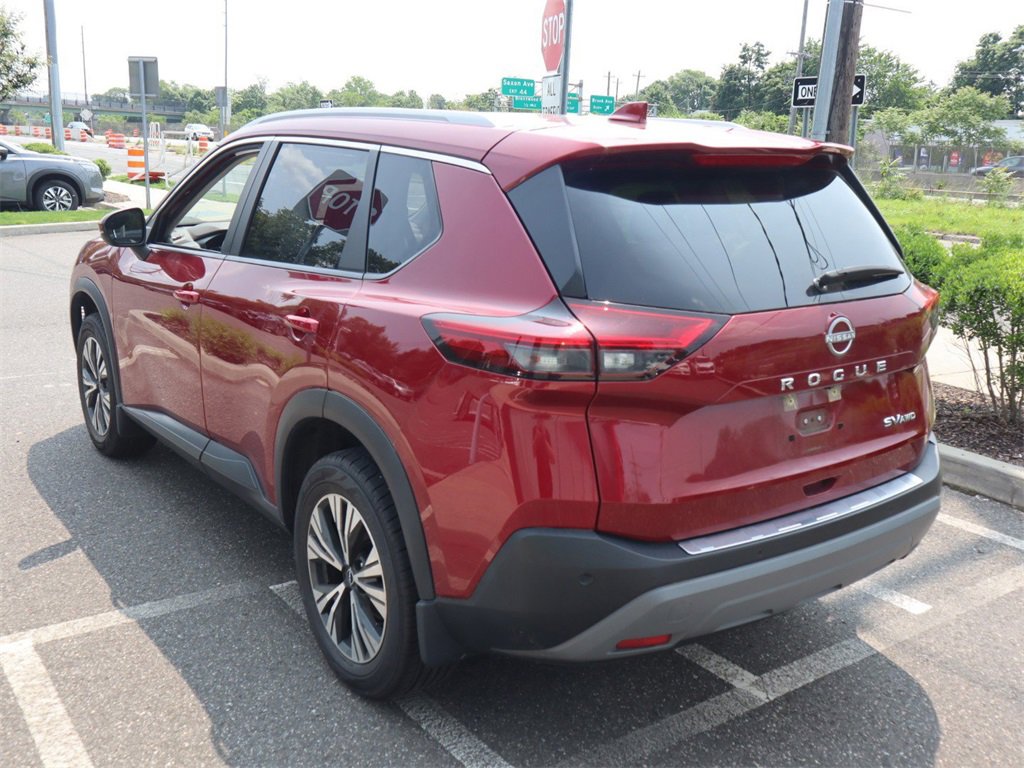 Certified 2022 Nissan Rogue SV w/ SV Premium Package image 7