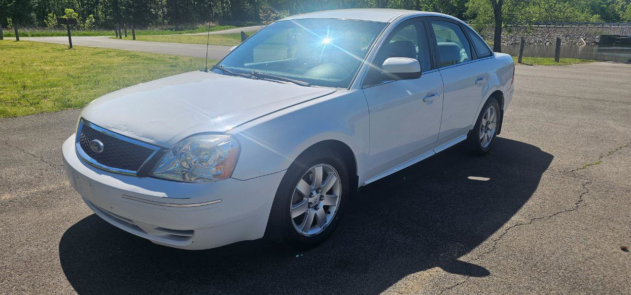 Used 2007 Ford Five Hundred SEL image 12