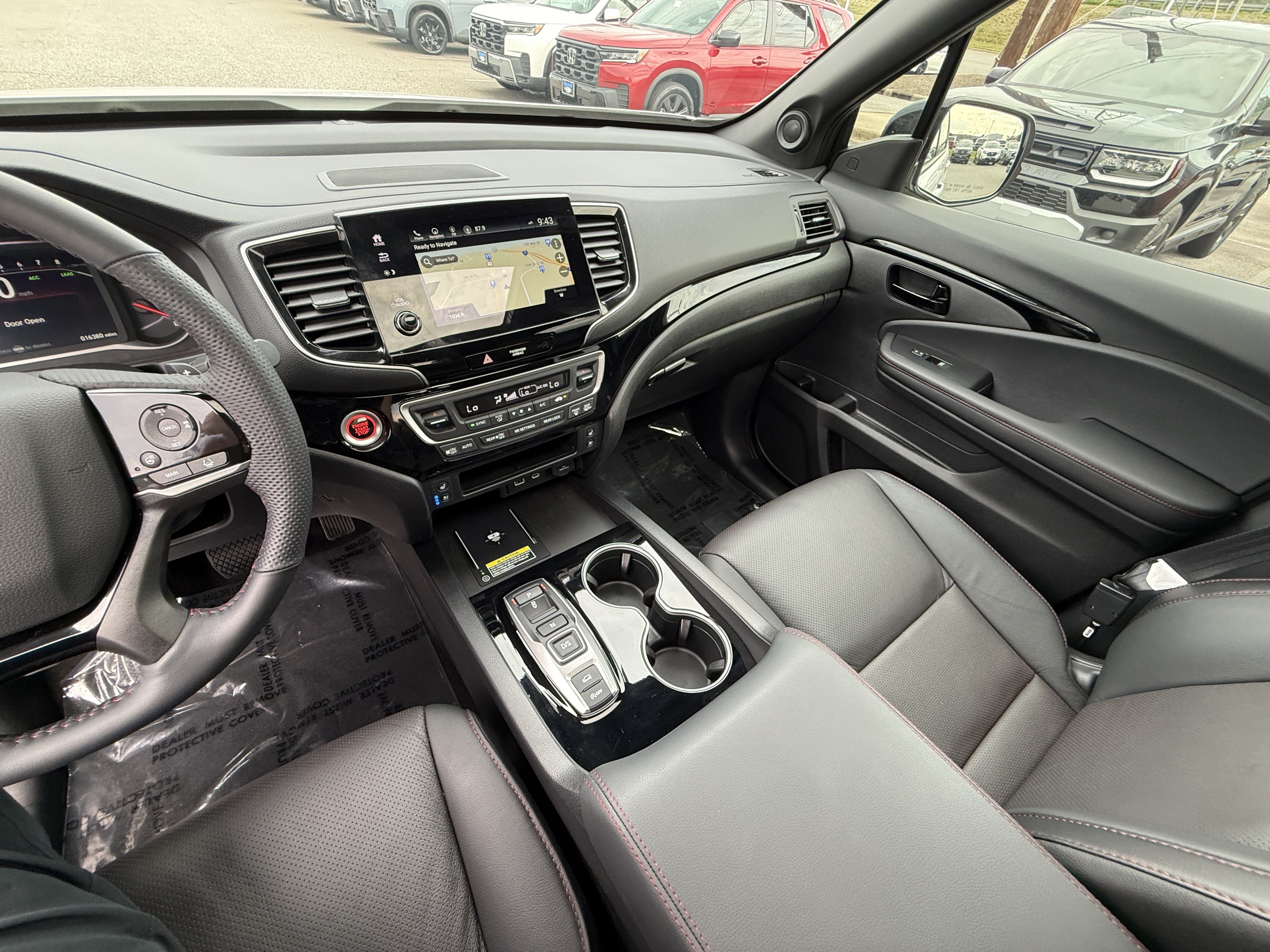 Certified 2024 Honda Passport Black Edition image 26