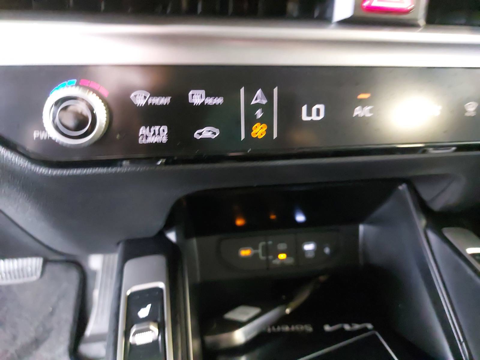New 2026 Kia Sorento S w/ S Panoramic Sunroof Package FWD image 23