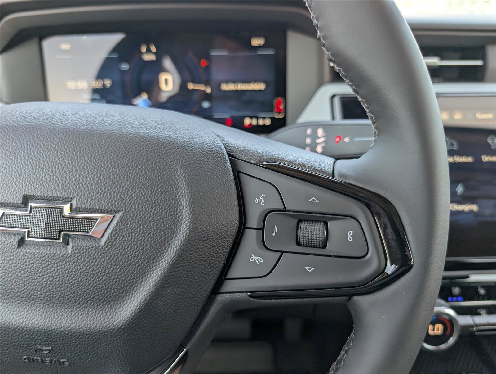 New 2027 Chevrolet Bolt RS w/ Technology Package FWD image 20
