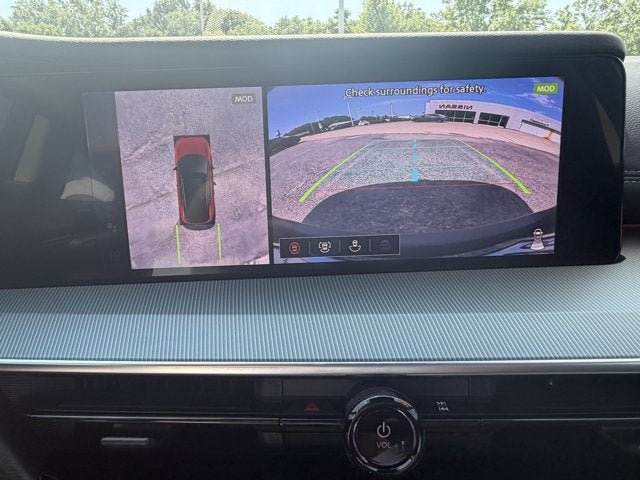 Used 2025 Nissan Murano SL AWD/4WD image 24