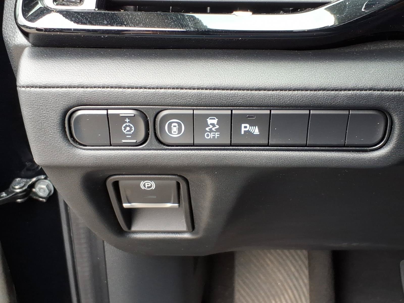 Used 2023 Acura MDX w/ Technology Package AWD/4WD image 17