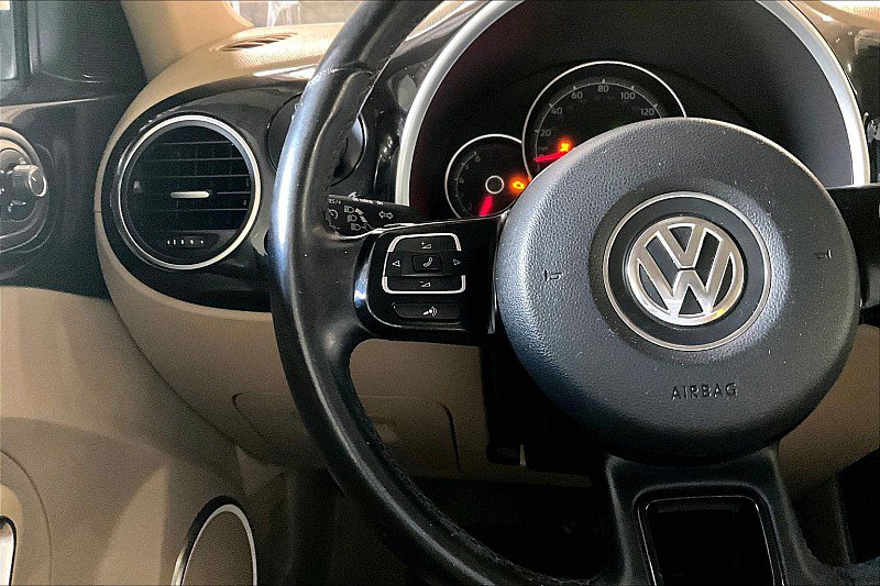 Used 2017 Volkswagen Beetle 1.8T SE FWD image 16