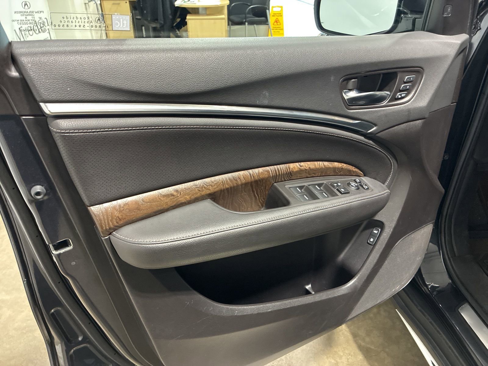 Used 2019 Acura MDX SH-AWD w/ Technology Package image 6