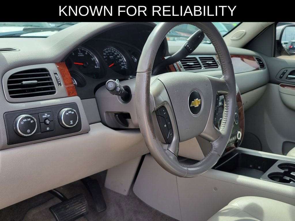 Used 2012 Chevrolet Tahoe LT w/ Luxury Package AWD/4WD image 19