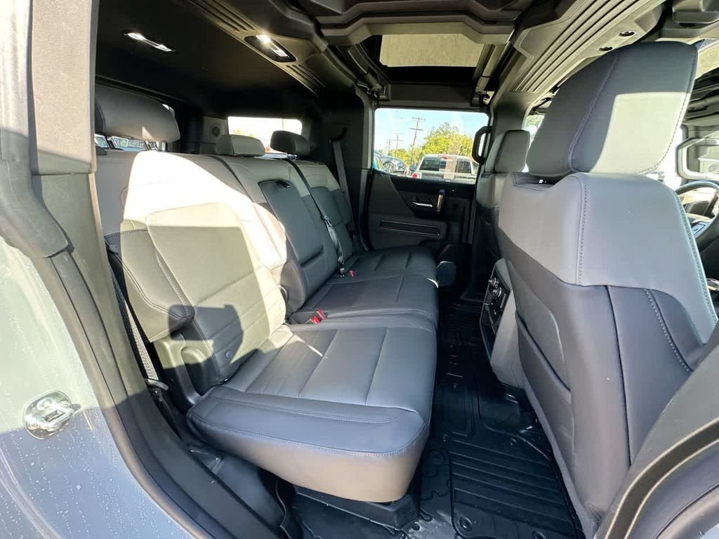 Used 2025 GMC Hummer EV 3X w/ Extreme Off-Road Package AWD/4WD image 28