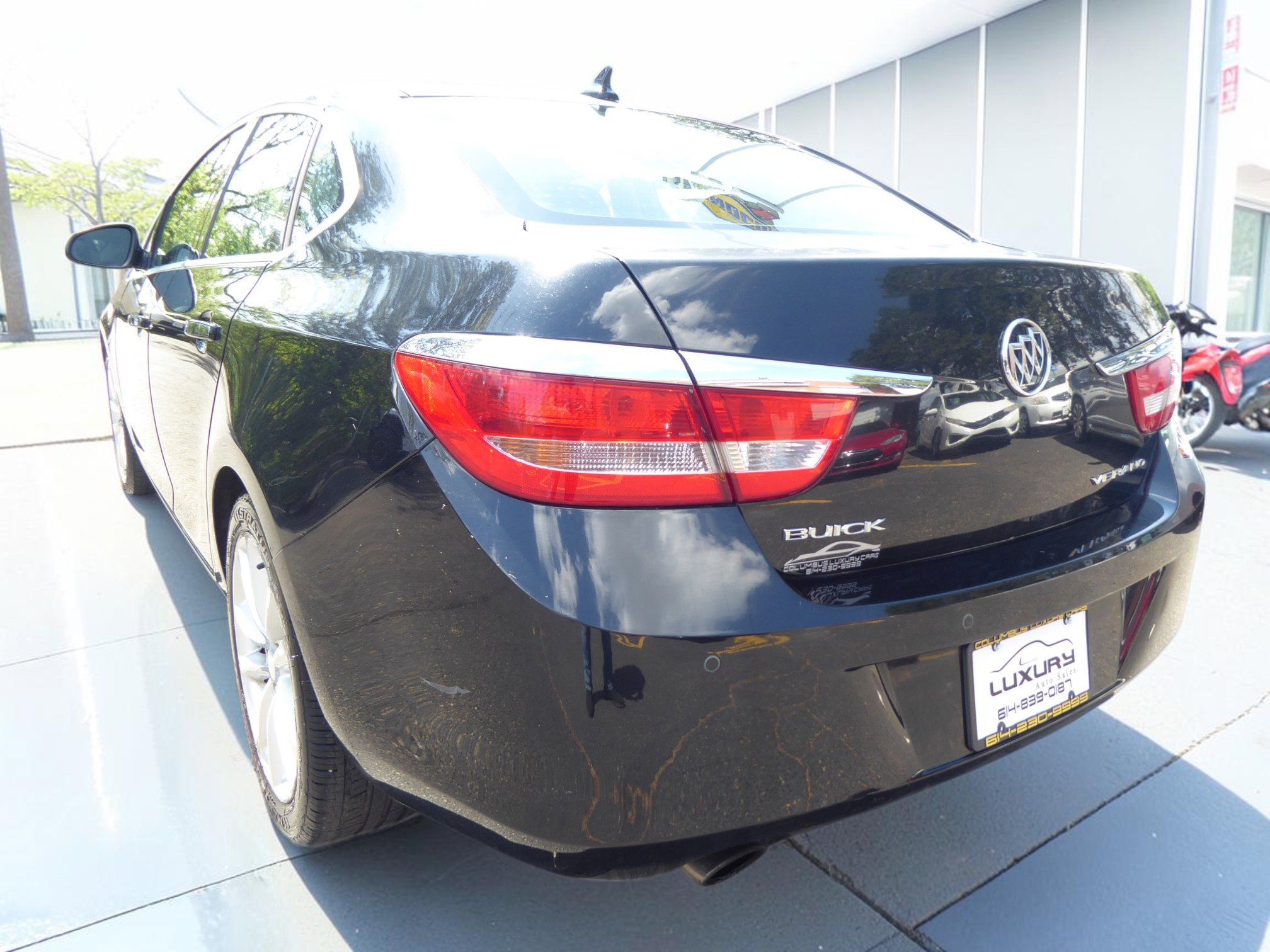 Used 2012 Buick Verano Leather FWD image 8