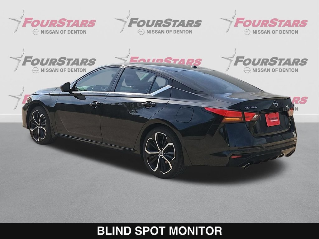 Used 2024 Nissan Altima 2.5 SR FWD image 7
