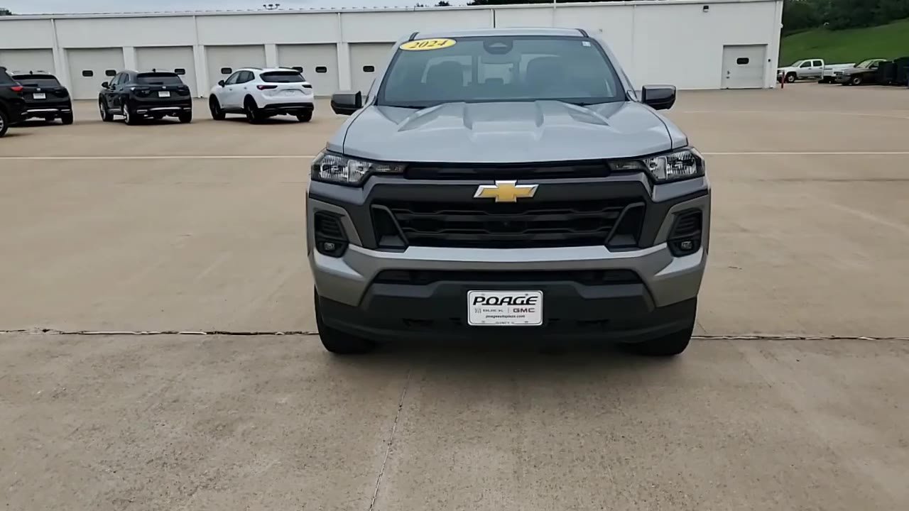 Used 2024 Chevrolet Colorado LT w/ LT Convenience Package II AWD/4WD image 3