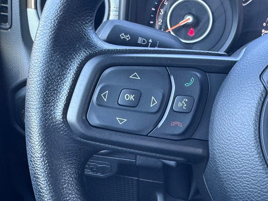 Used 2025 Jeep Wrangler Sport AWD/4WD image 9