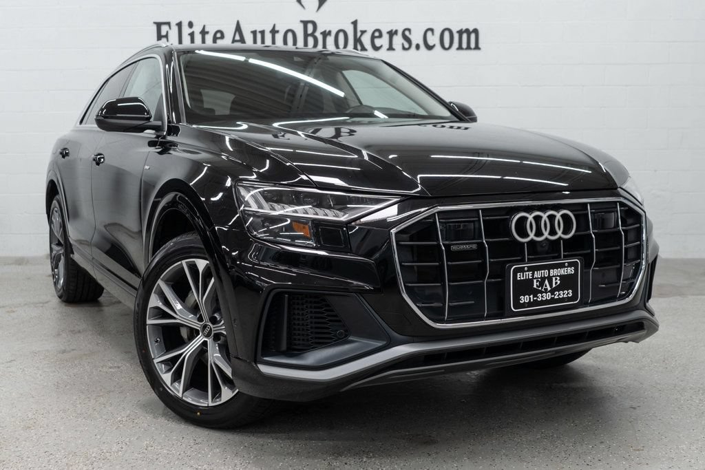Used 2023 Audi Q8 Premium Plus AWD/4WD image 7