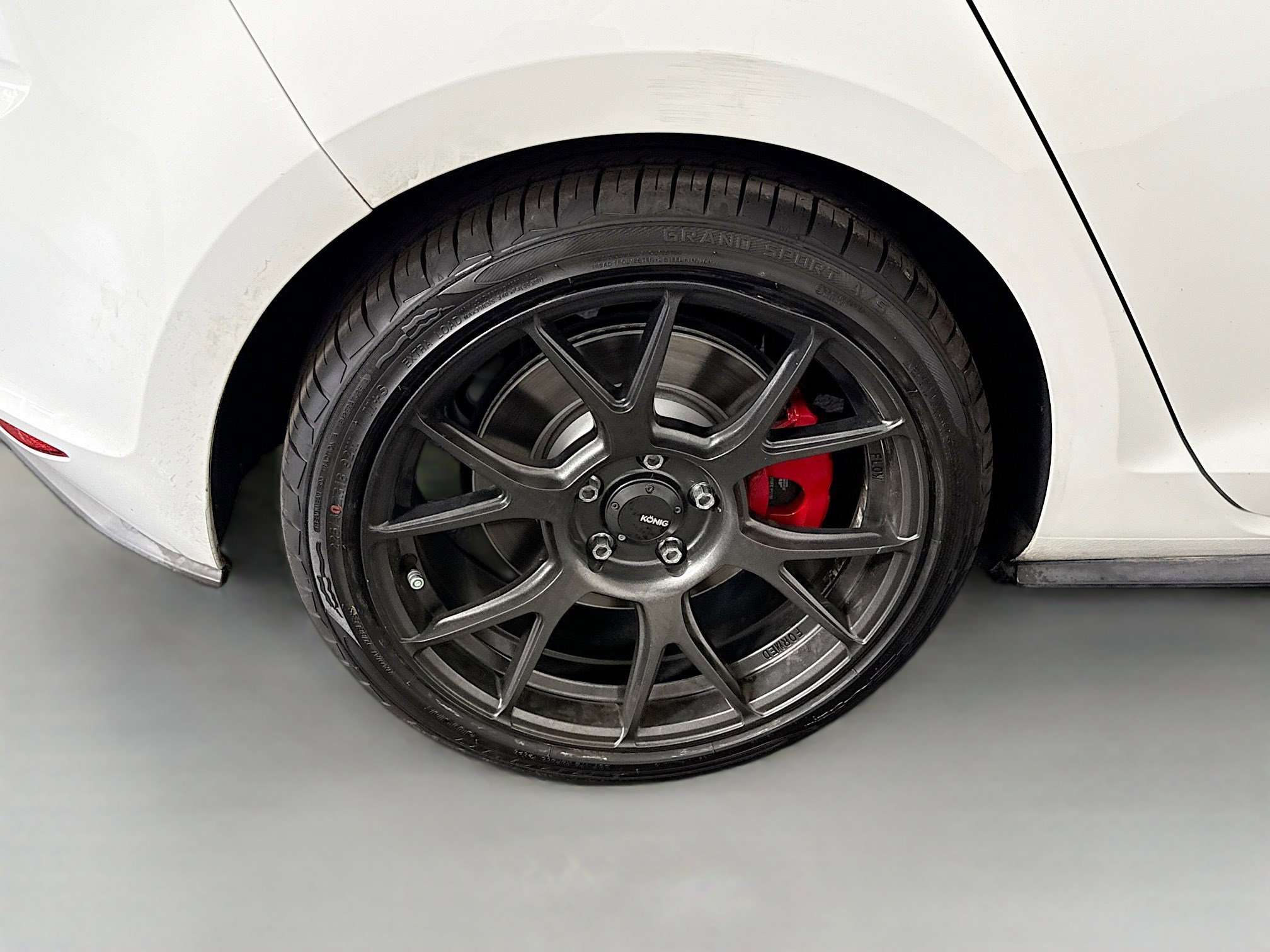 Used 2017 Volkswagen GTI SE image 33