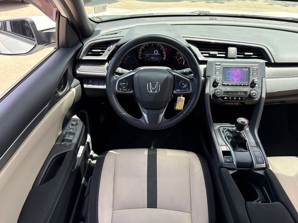Used 2017 Honda Civic Sport image 2