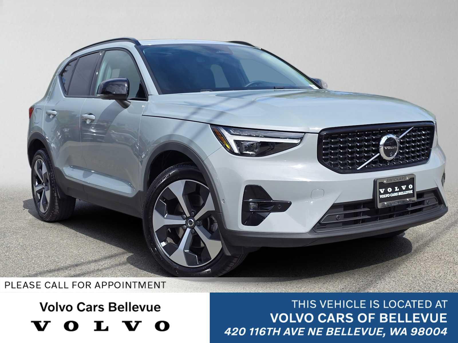 Used 2026 Volvo XC40 B5 Plus w/ Protection Package Premier AWD/4WD image 1