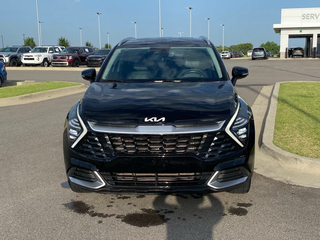 Certified 2024 Kia Sportage EX AWD/4WD image 2