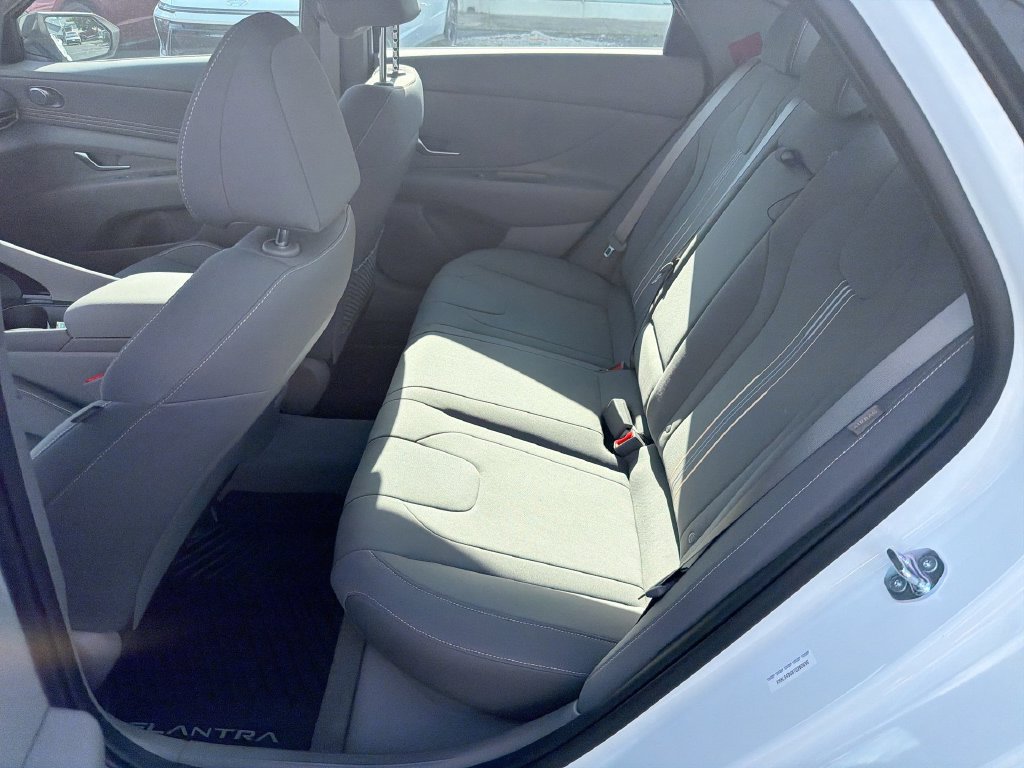 New 2026 Hyundai Elantra SEL Sport Premium FWD image 15
