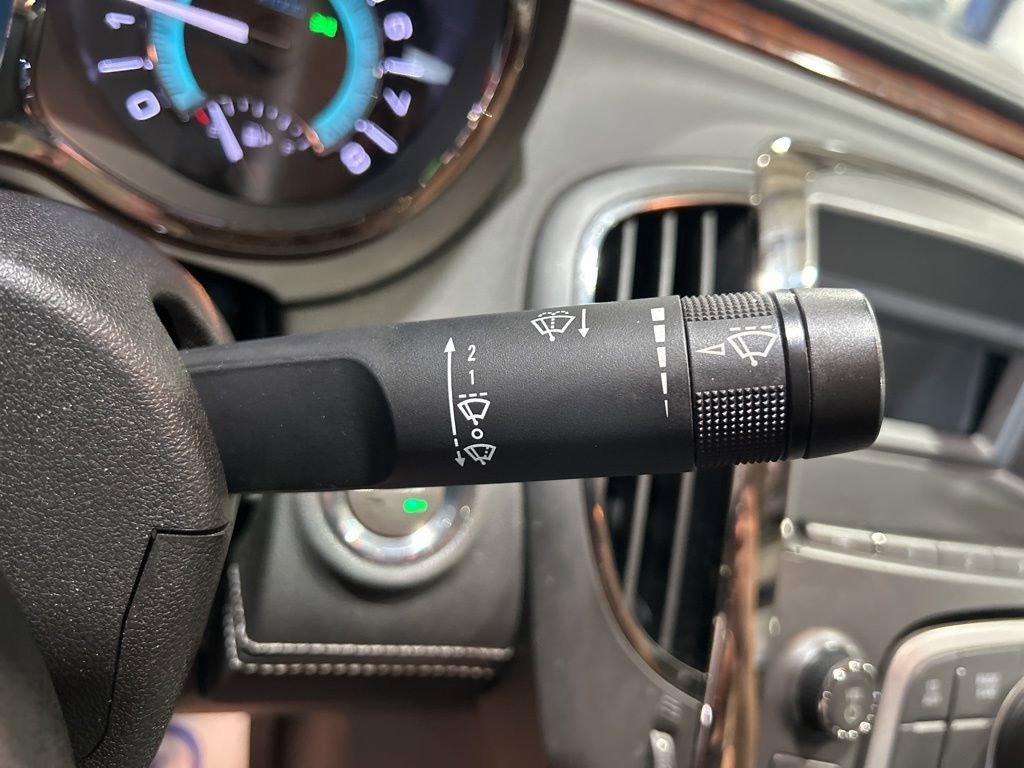 Used 2010 Buick LaCrosse CXL w/ Luxury Package AWD/4WD image 26