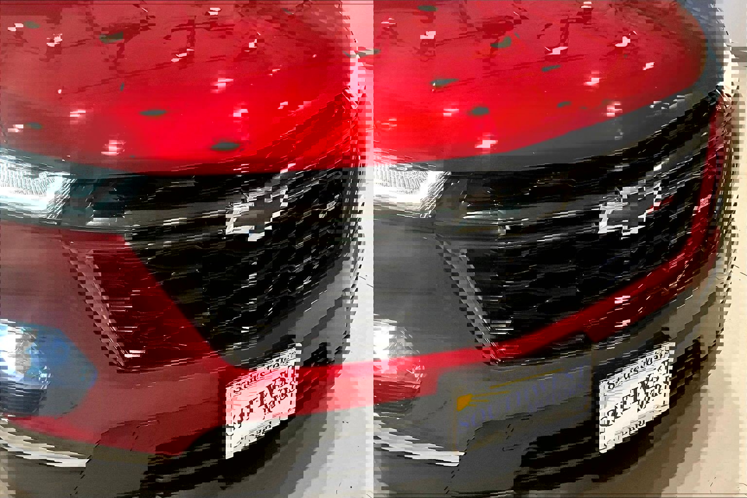 Used 2023 Chevrolet Traverse RS image 33