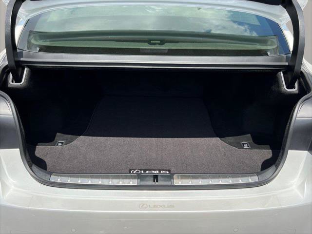 Certified 2023 Lexus LS 500 AWD w/ Luxury Package image 15