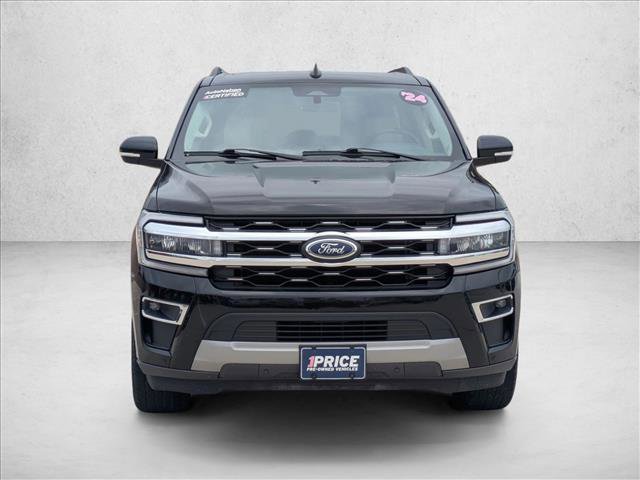 Used 2024 Ford Expedition Limited RWD image 2