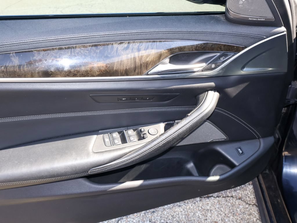 Used 2017 BMW 530i xDrive AWD/4WD image 10