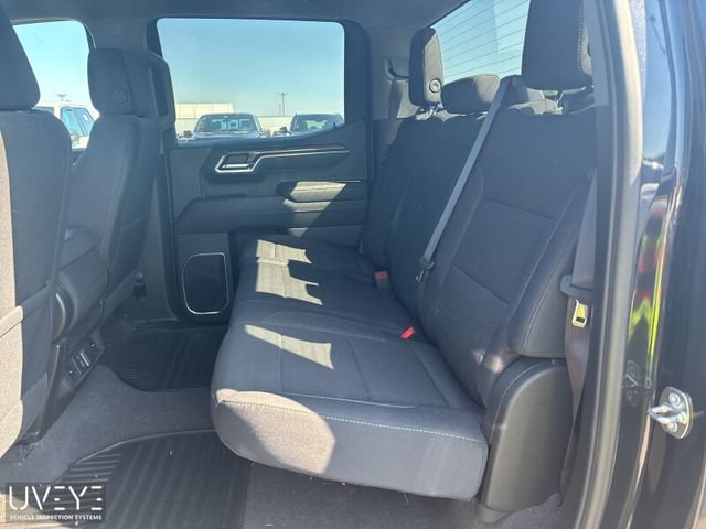 Used 2023 Chevrolet Silverado 1500 LT AWD/4WD image 7