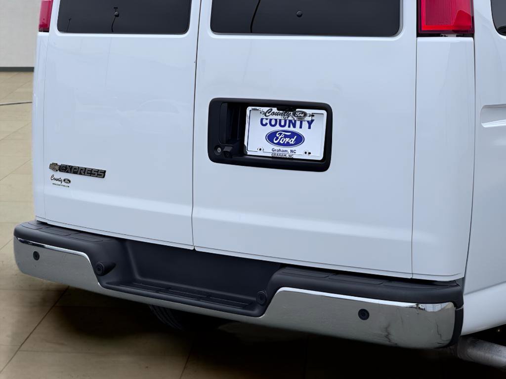 Used 2023 Chevrolet Express 3500 LT w/ LT Preferred Equipment Group image 38