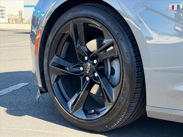 Certified 2022 Chevrolet Camaro LT w/ Technology Package RWD image 21